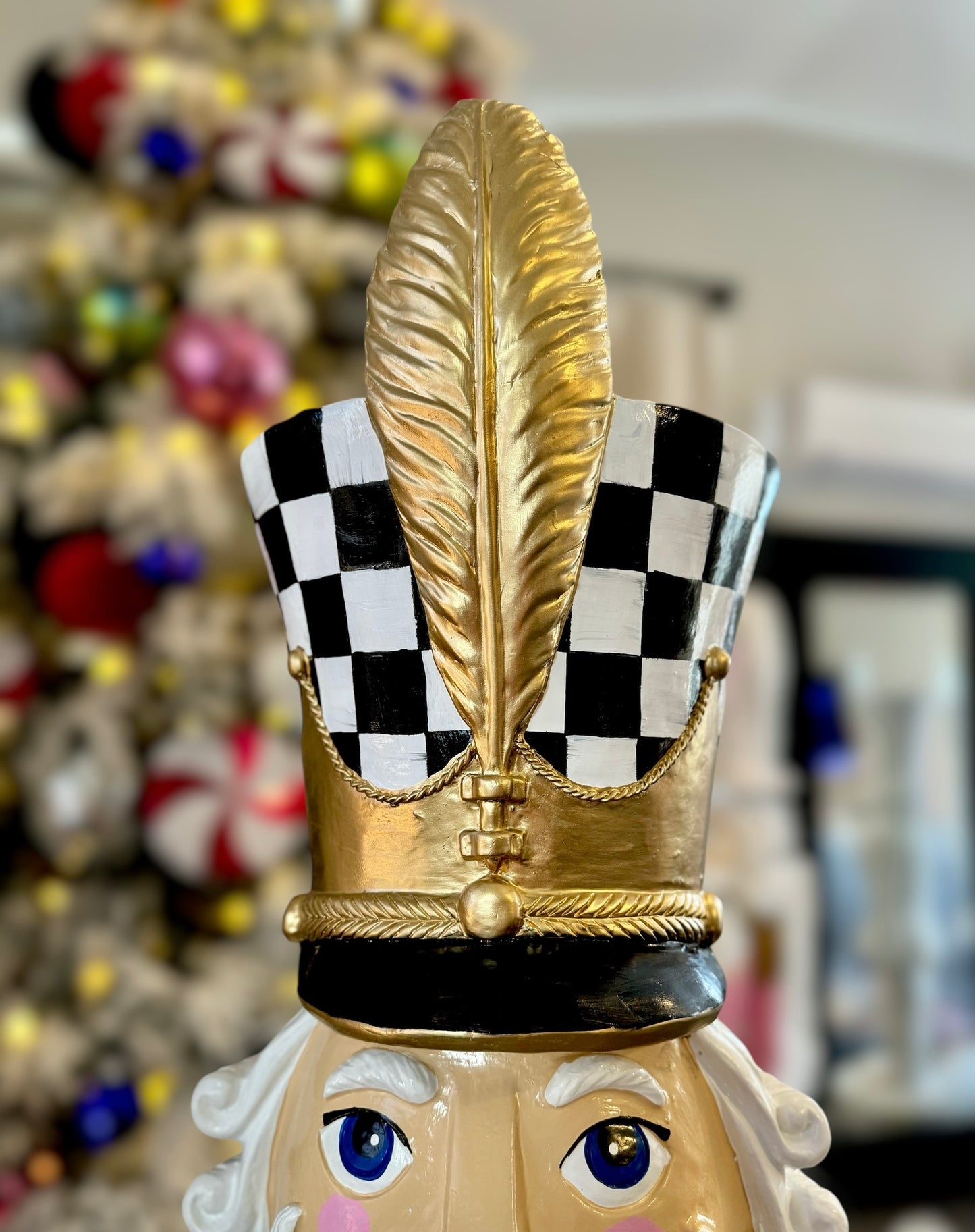 CHECKERED LADY Nutcracker